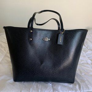 Coach Reversible Black and White Bag with Pouch